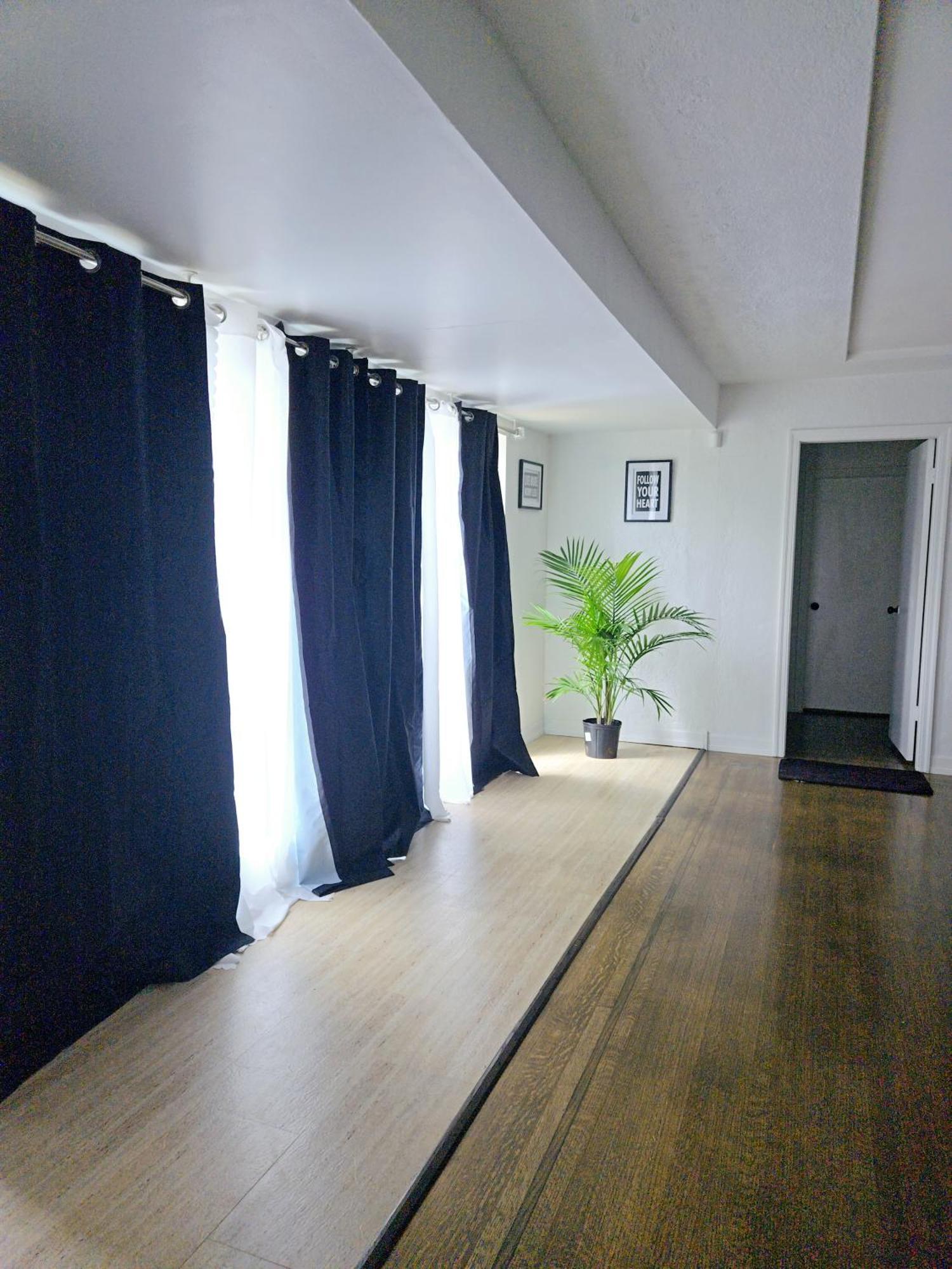 Lovely Cozy Room! With Attached Private Bath In The Heart Of Vancouver! Private Parking & Self Check-In! Екстер'єр фото