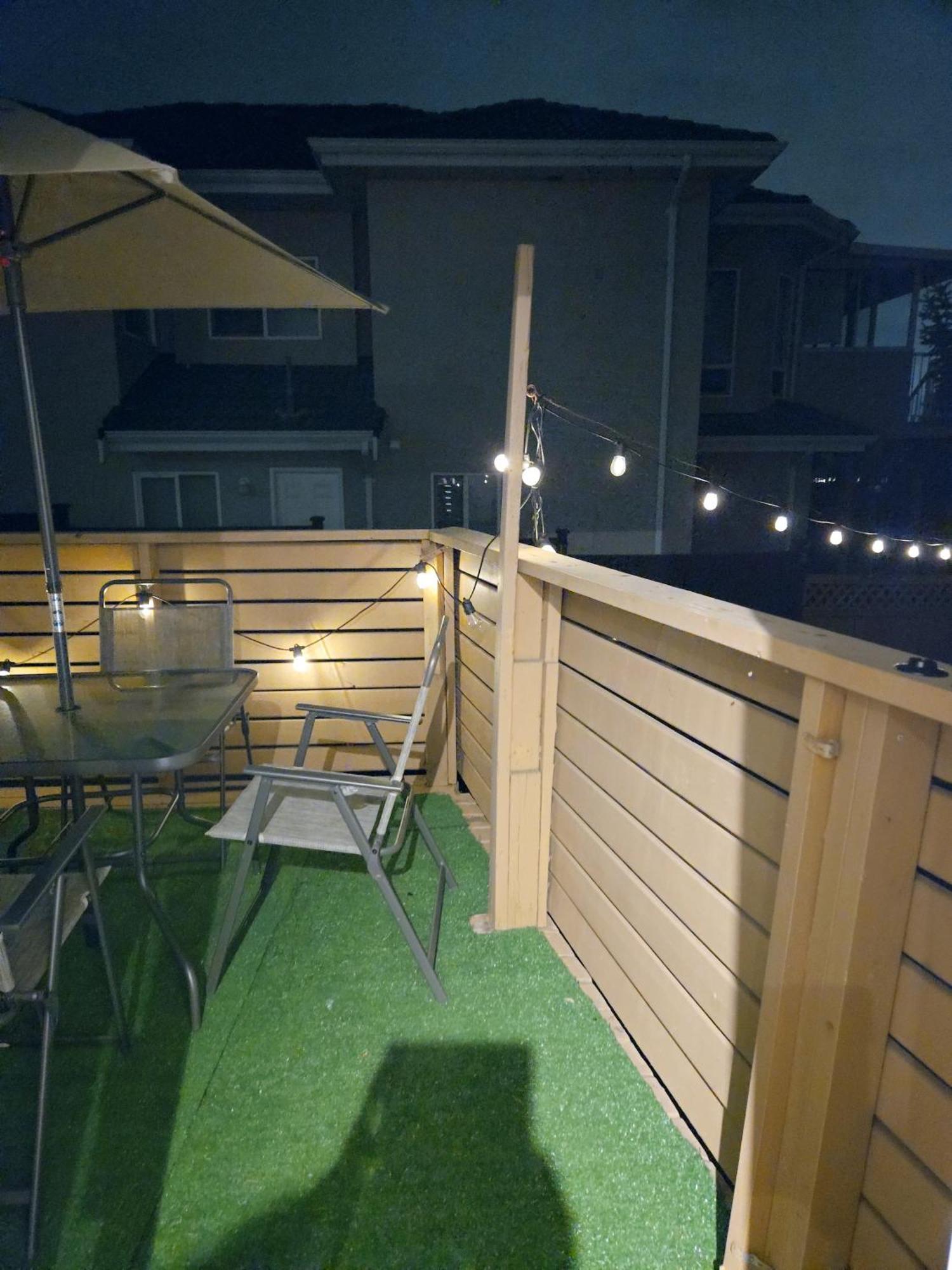 Lovely Cozy Room! With Attached Private Bath In The Heart Of Vancouver! Private Parking & Self Check-In! Екстер'єр фото